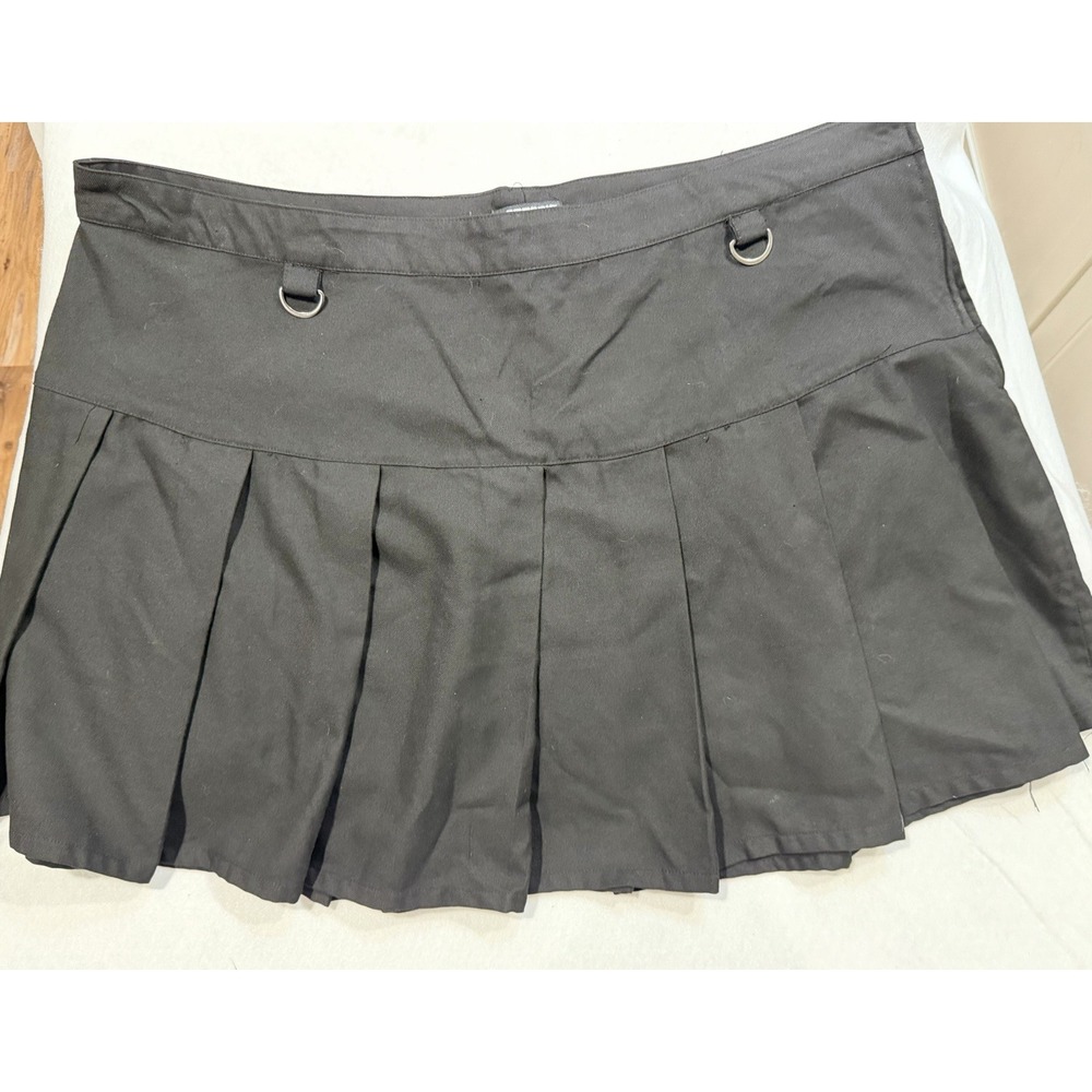 Hot Topic Women's Royal BonesDaang Tripp Pleated Chain Skirt Blk Y2K Plus Sz 4
